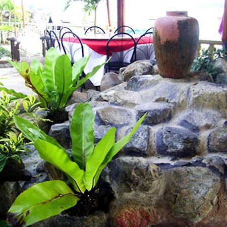 Casa Rey Francis Pension House & Restaurant Bed and Breakfast Tagbilaran-stad Buitenkant foto