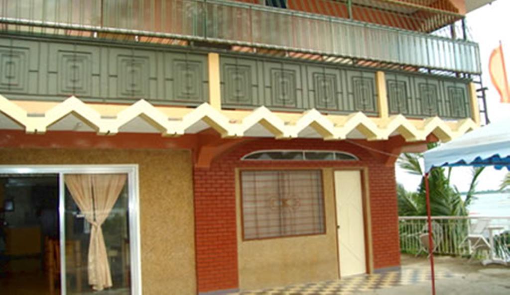 Casa Rey Francis Pension House & Restaurant Tagbilaran-stad Buitenkant foto